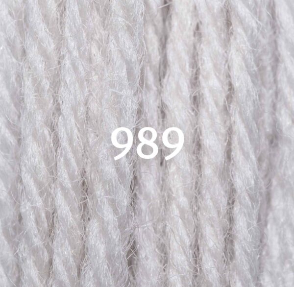 989