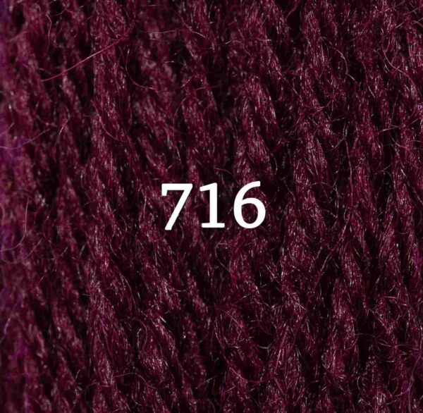 716