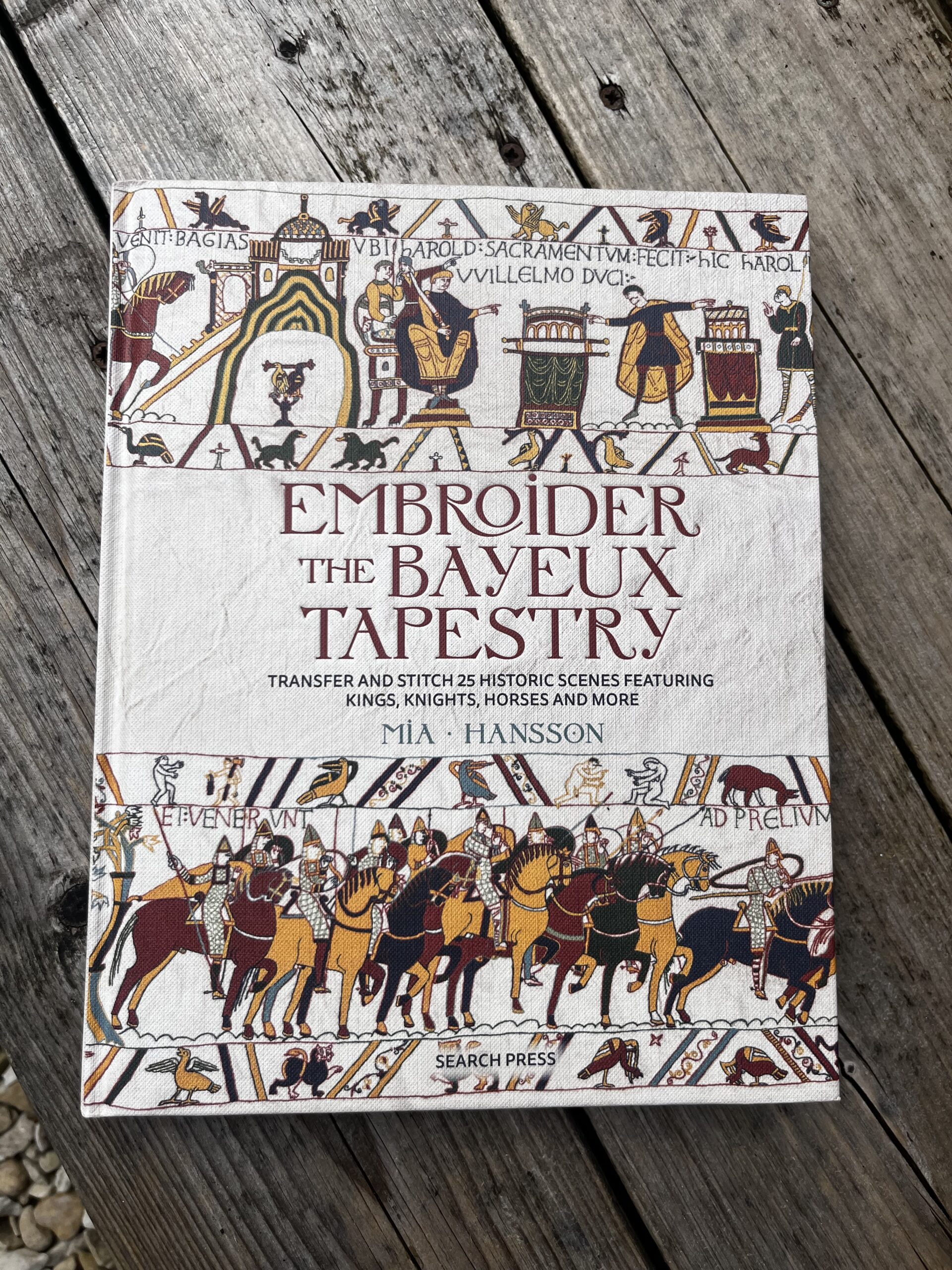 Embroider The Bayeux Tapestry Book by Mia Hansson - Image 11